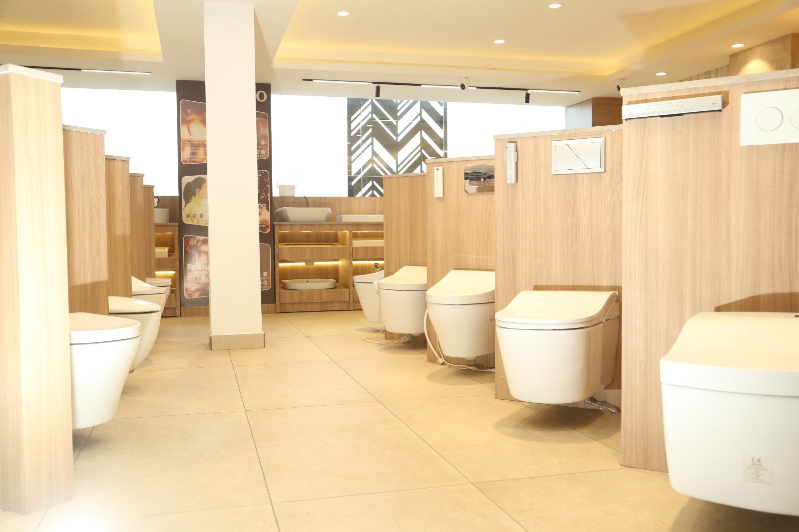 WhatsApp Image 2025-12-12 at 16.45.54 (2)