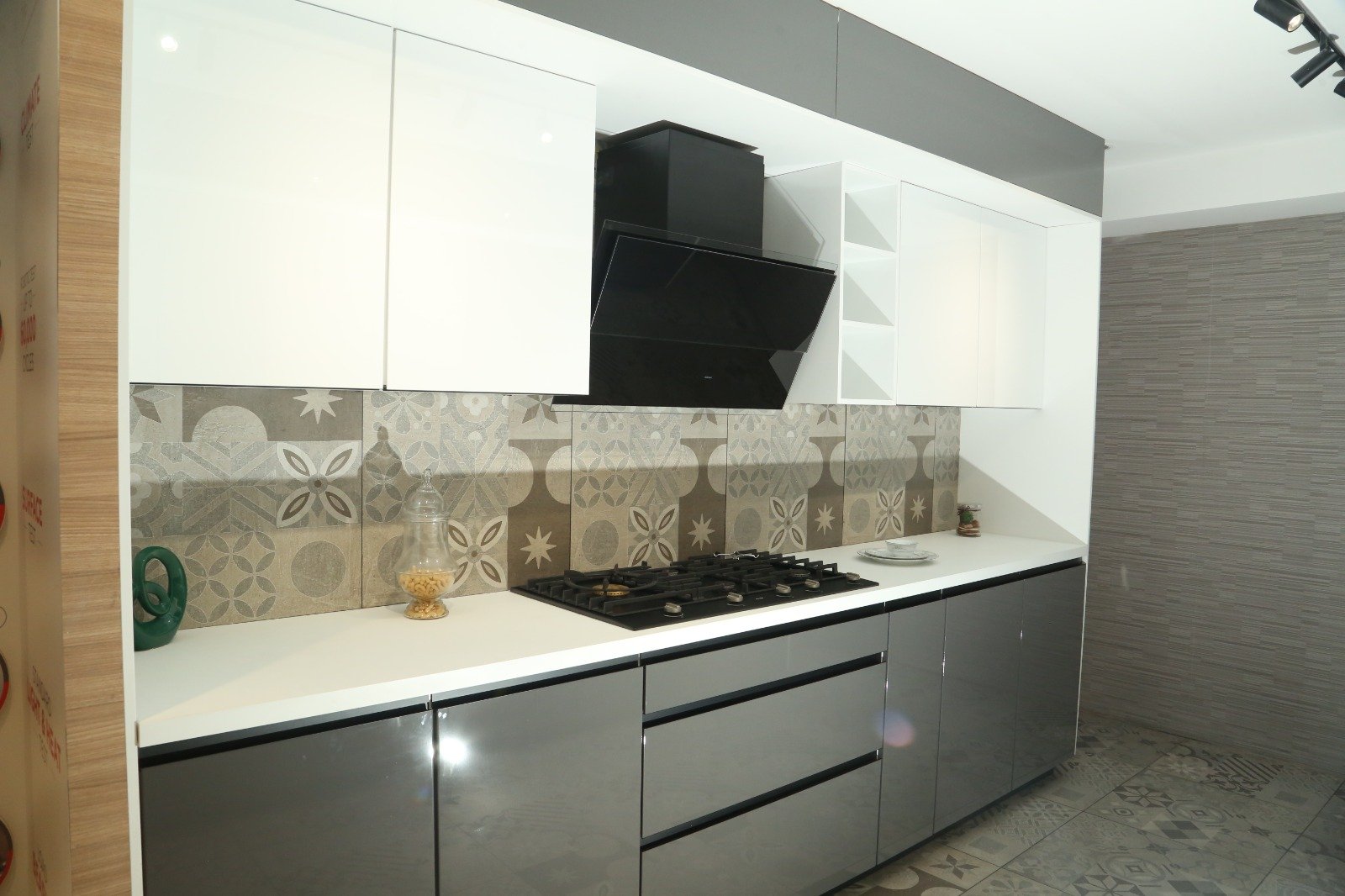 WhatsApp Image 2025-12-12 at 16.45.58 (1)